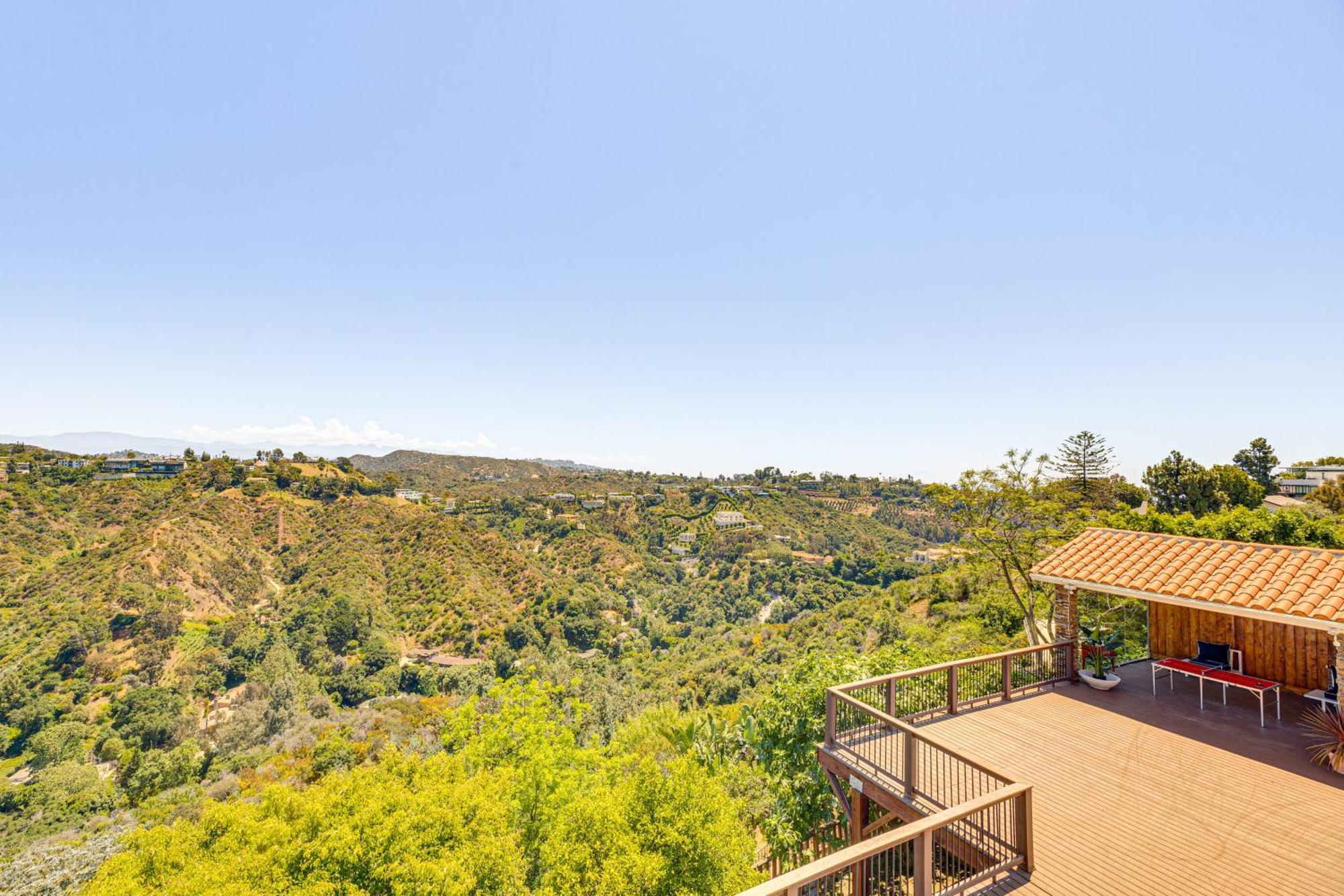 Los Angeles Home With Private Pool, Mtn And Lake View! Exterior photo