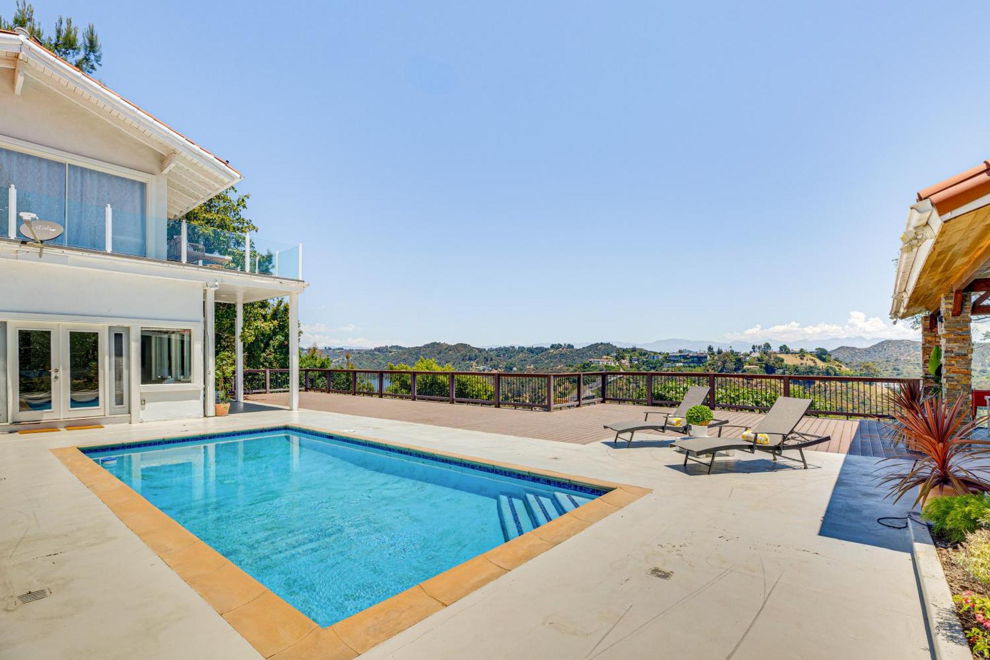 Los Angeles Home With Private Pool, Mtn And Lake View! Exterior photo